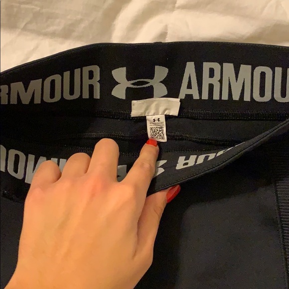 Black Under Armour Leggings ✨🖤 - Picture 5 of 5